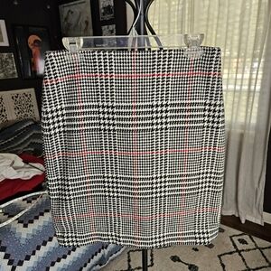 Talbots Black and White Houndstooth Pencil Skirt with Red Accents